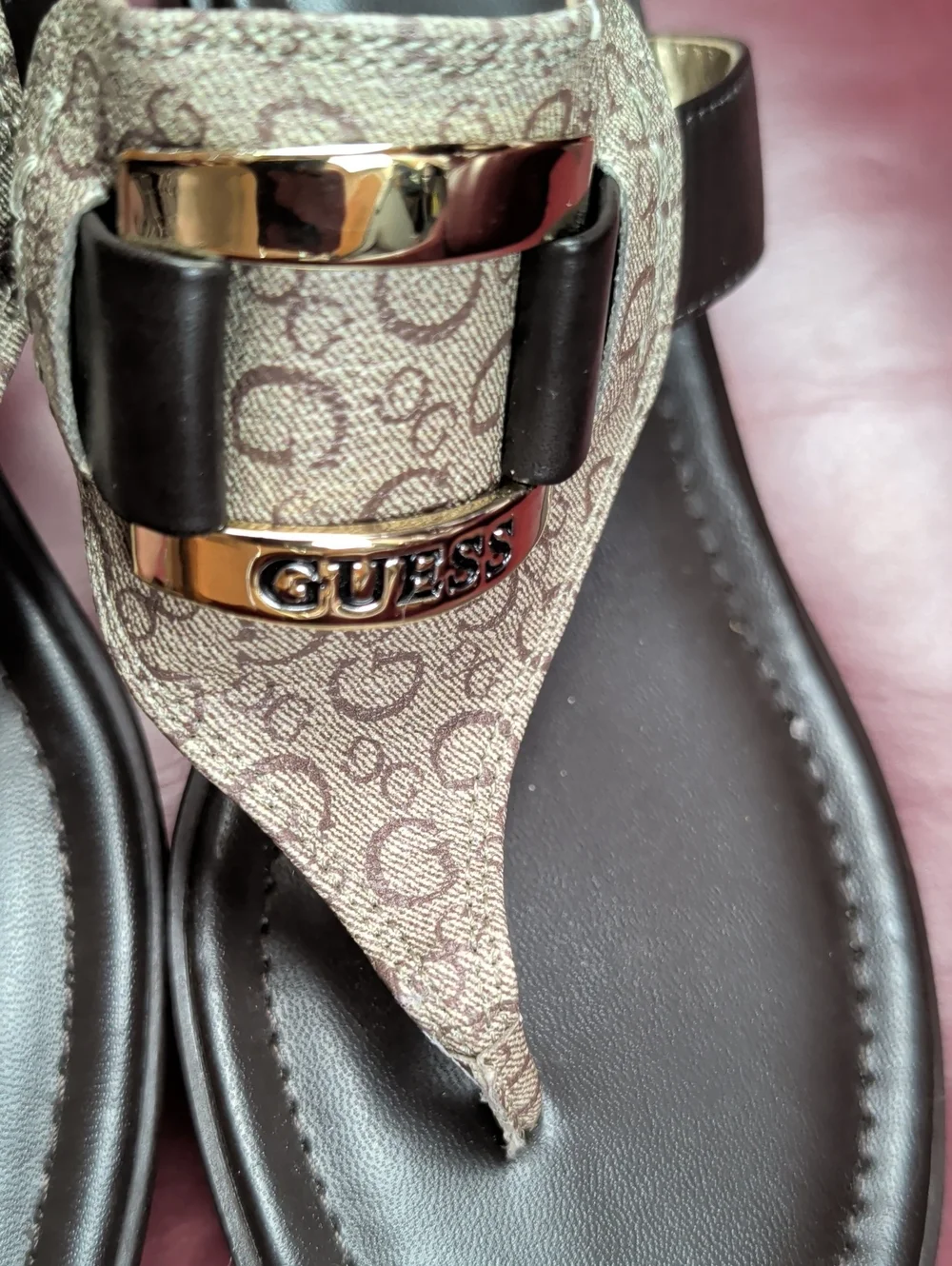 GUESS Brown Logo Thong Sandals with Gold Hardware Size 8